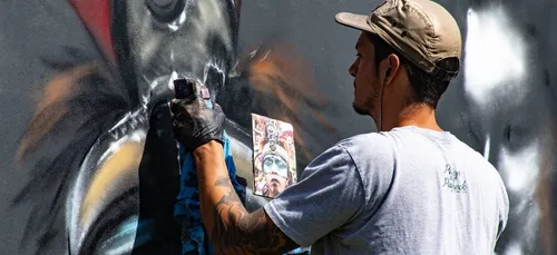Un street-artiste parisien en garde à vue, accusé de viols et...