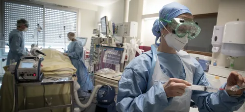 Le plan blanc déclenché dans les établissements de santé en...