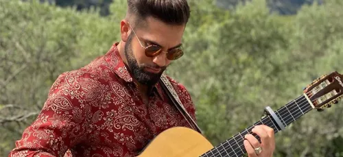Kendji Girac explique pourquoi il vit toujours dans sa caravane