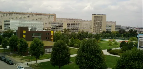 L'université Paris 10 Nanterre occupée par les « sans facs »