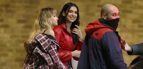Dua Lipa et Angèle s'apprêtent à dévoiler un duo (photos)