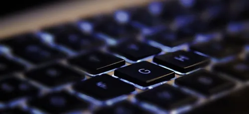 Piratage informatique : plusieurs sites français victimes de...