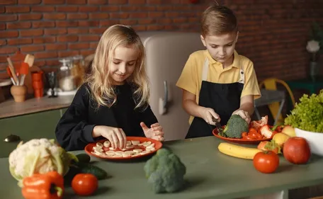 Les bienfaits de cuisiner avec son enfant pendant le confinement