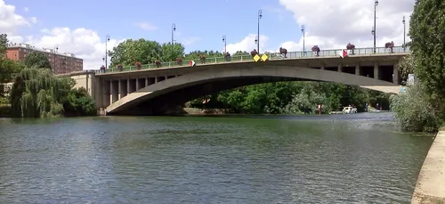 Fête clandestine dans le Val-de-Marne : le maire porte plainte