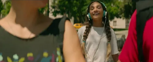 "Music" : la bande-annonce du film de Sia enfin dévoilée (vidéo)