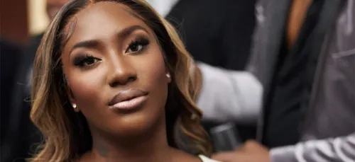 Un député encense Aya Nakamura et trouve "remarquable" son...