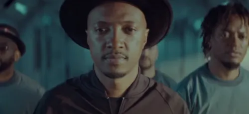 Soprano annonce une prochaine tournée avec un nouveau clip (vidéo)