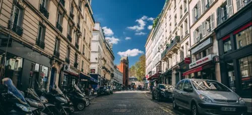 Les deux-roues motorisés pourraient bientôt payer le stationnement...