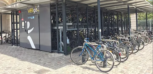 Transports : 40 000 nouvelles places de parking vélo aux abords des...