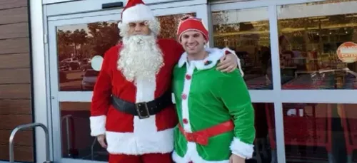 Quand des policiers déguisés en Père Noël et en elfe arrêtent...