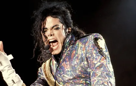 Anorexie, perruque collée au crâne... : les détails du rapport...