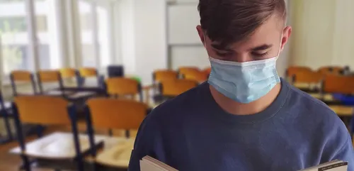 Lycées : la jauge de 50% sûrement prolongée, mais pas de report du bac