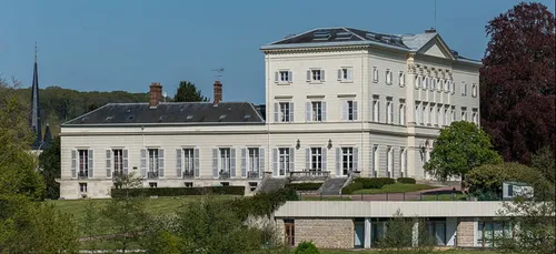 Cluster sur le campus HEC : tous les étudiants confinés