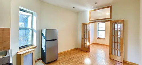 Lady Gaga : son ancien appartement new-yorkais à louer 2000 dollars...