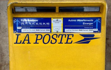 Les postiers des Hauts-de-Seine appellent à la grève