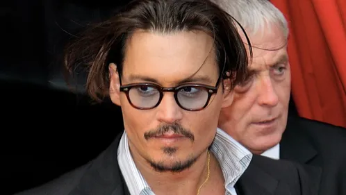 Johnny Depp : un individu s’introduit chez lui pour prendre une douche