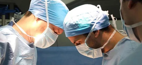 L’AP-HP recrute à tour de bras pour armer plus de lits de réanimation