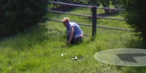 Google Maps : un homme surpris en train de faire ses besoins dans...