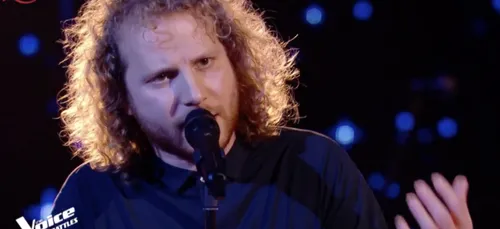 The Voice : la prestation de Silvio divise les coachs pendant les...