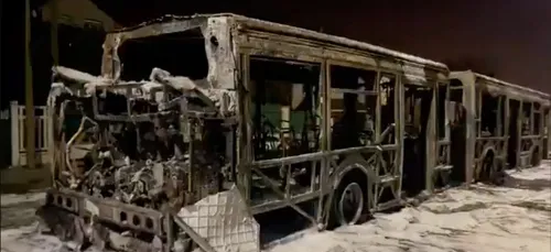 Yvelines : un bus de la RATP incendié la nuit dernière (vidéo)