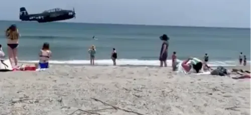 L'amerrissage d'urgence d'un avion près d’une plage de Floride...