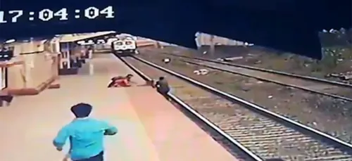 Ce cheminot sauve in extremis un enfant du train en approche (vidéo)