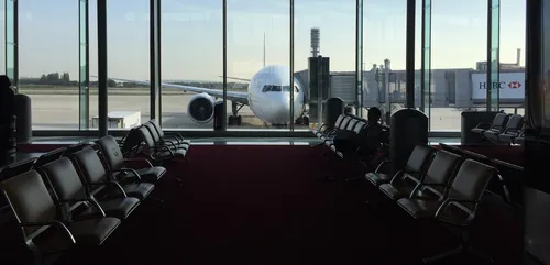 Le variant indien aurait transité par Roissy, 20 étudiants contaminés