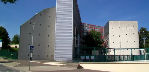 Tirs de mortier devant un lycée de l'Oise : quatre adolescents mis...