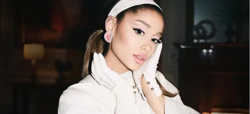 Ariana Grande fête les 5 ans de son album "Dangerous Woman" avec...
