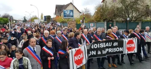 Val-de-Marne : Noiseau vent debout contre la construction d'une prison