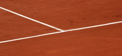 Roland-Garros : une joueuse russe arrêtée en plein tournoi après...