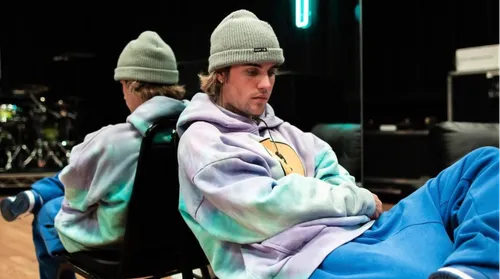 Justin Bieber dévoile un remix de "Peaches" avec Ludacris, Usher et...