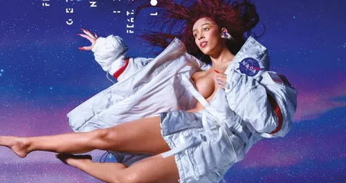 Doja Cat annonce des collaborations avec Ariana Grande et The...