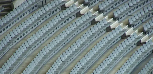 Top 14 de rugby : la jauge portée à 14 000 spectateurs au Stade de...