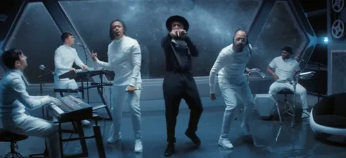 "Dingue" : Soprano annonce la date de sortie de son futur album...