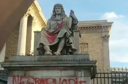 500 euros d'amende pour avoir tagué "Négrophobie d'Etat" sur la...