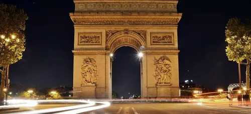Enquête ouverte pour un viol présumé sur les Champs-Élysées
