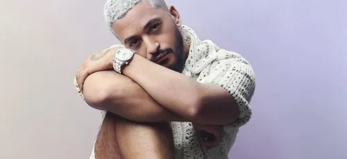 "Ce corps d'athlète" : Slimane séduit les internautes en dévoilant...