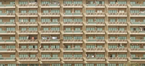 Ils affirment être victime d'un fantôme dans leur HLM, et demandent...