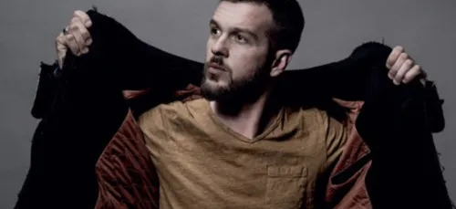 Claudio Capéo : en plein burn-out, le chanteur avoue avoir pensé au...