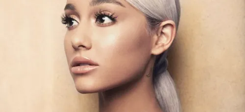 Ariana Grande : le teaser très "rose" de son prochain clip (Vidéo)