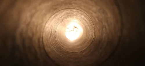 Un tunnel criminel découvert à cause d’un nid-de-poule ! (photos)