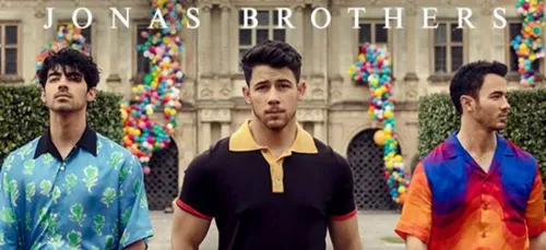 Jonas Brothers : Joe surprend les fans avec une reprise de « Camp...