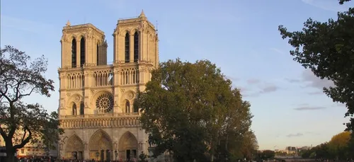 Notre-Dame de Paris : quand les gamers rendent hommage à la...