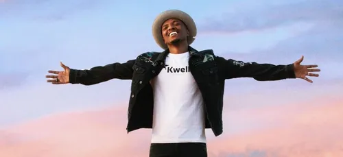 Soprano dévoile une vieille photo sur laquelle il est...