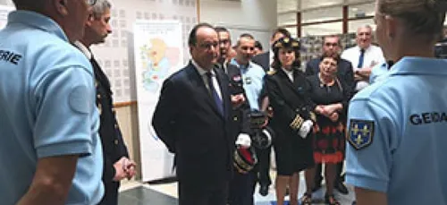 Saint-Astier : François Hollande rend visite aux réservistes