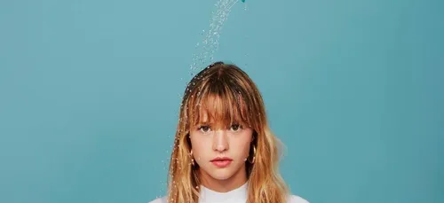 Angèle : un célèbre rappeur s’attaque à elle sur Instagram