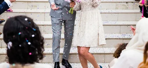 Une mariée réclame de l’argent à une invitée pour payer ses...