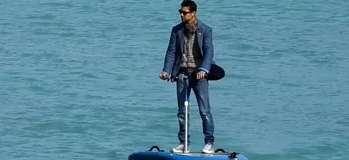 La Trottinette des mers, le nouveau moyen de transport de l'été ?...