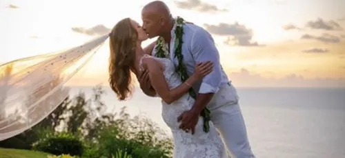 Dwayne Johnson dévoile les coulisses de son mariage (photos)